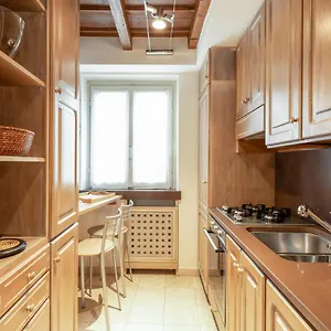 royal-suites-castello.it-lombardy.com/